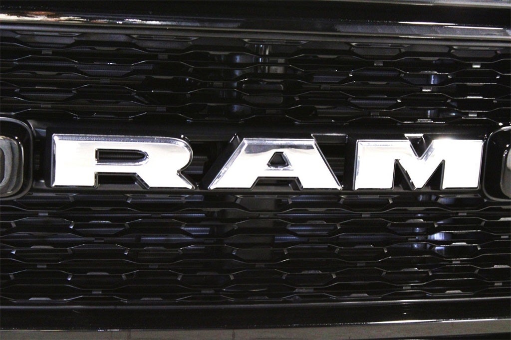 2024 RAM Ram 1500 Tradesman 4x4 Crew Cab 5'7 Box